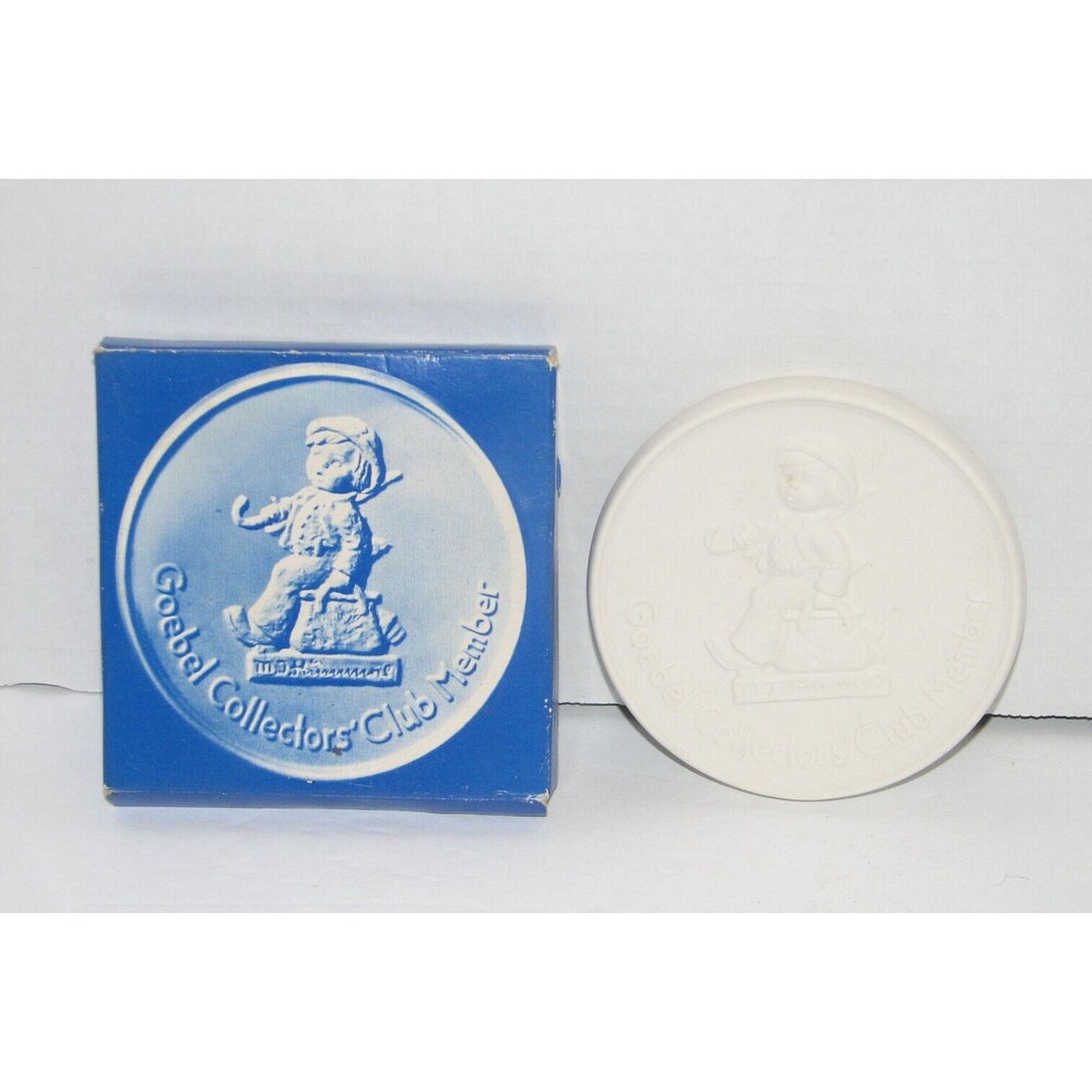 GOEBEL Collectors' Club Member Plaque W. Germany 1976-New in Box
